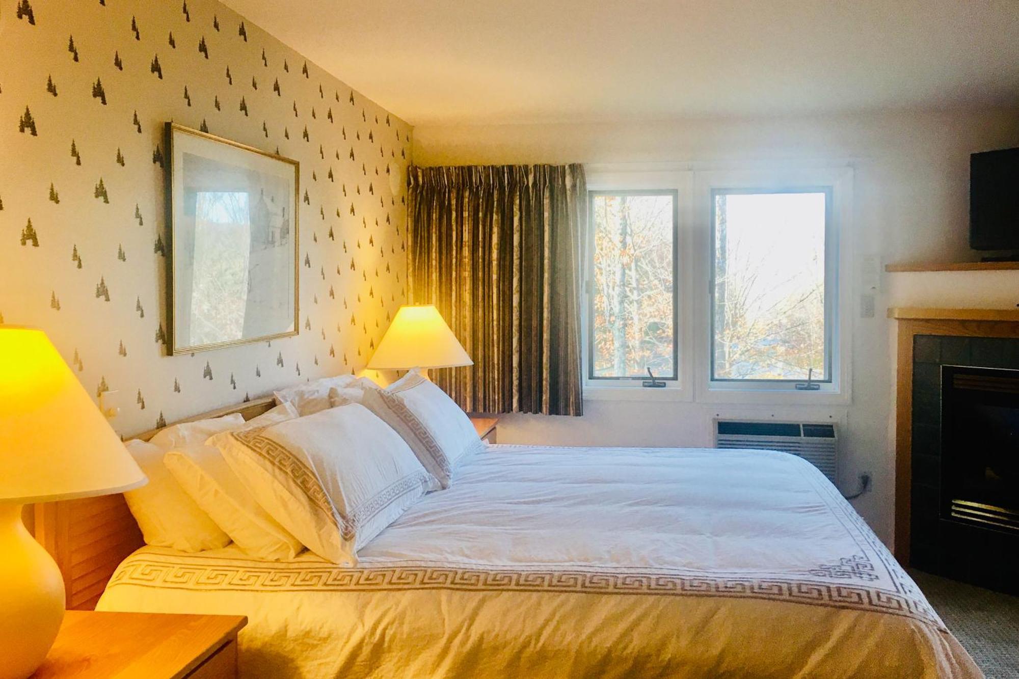 Trailside Highlands Villa Jeffersonville Room photo
